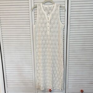 Elegant White Sleeveless Lace Maxi Dress